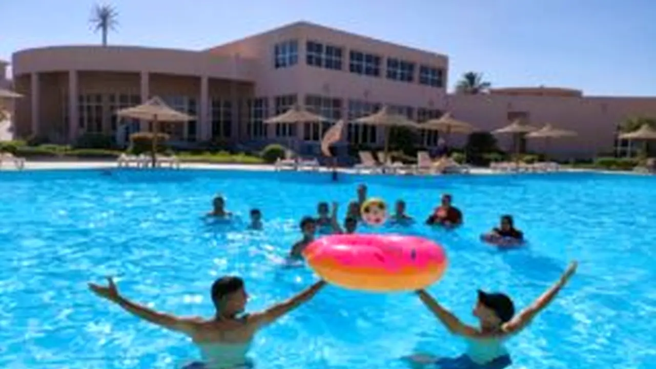 الفندق رومانس & أكوا بارك - العين السخنة